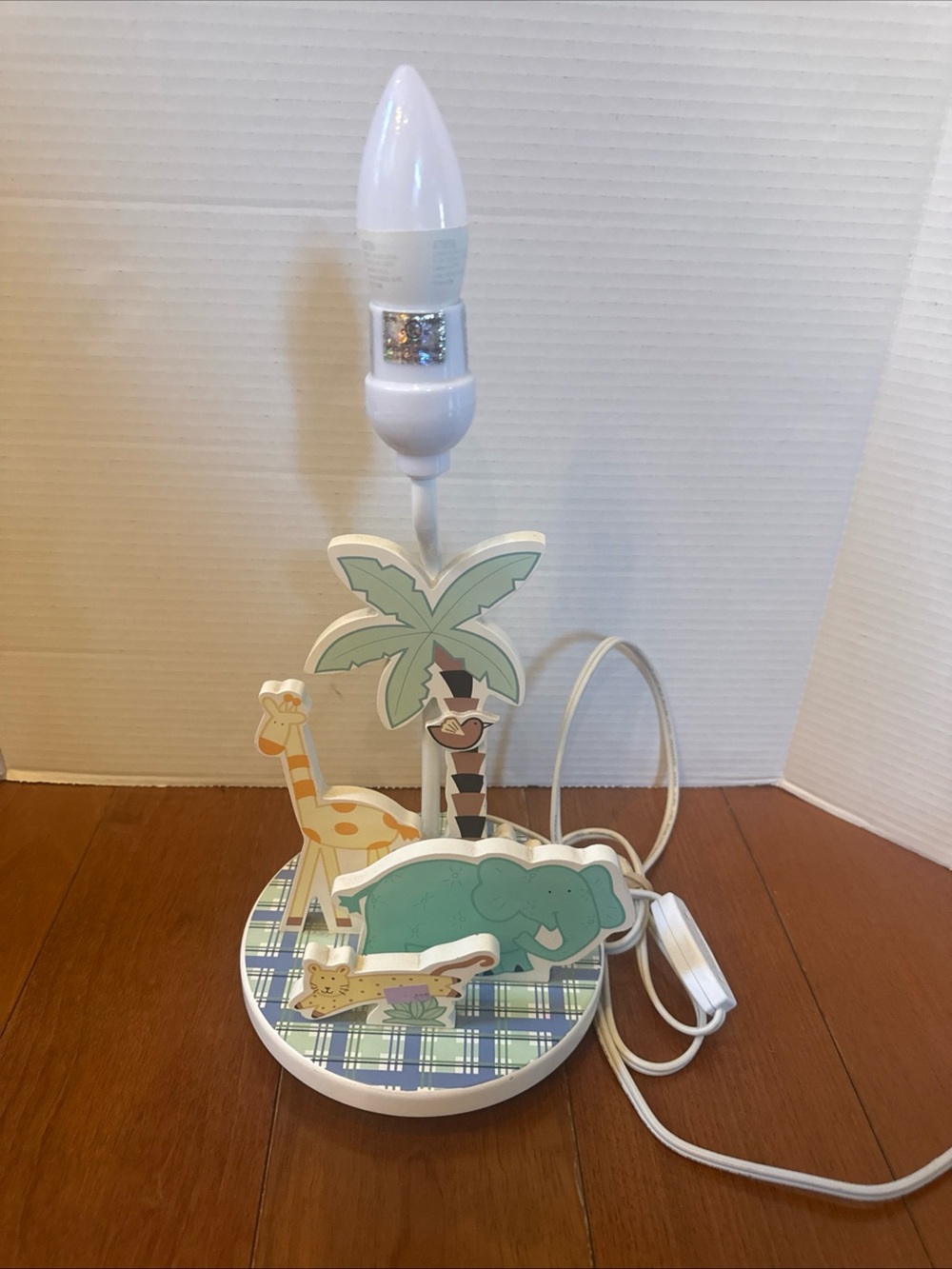 Wooden Jungle Safari Nursery Lamp light Giraffe, Elephant & Palm Tree
